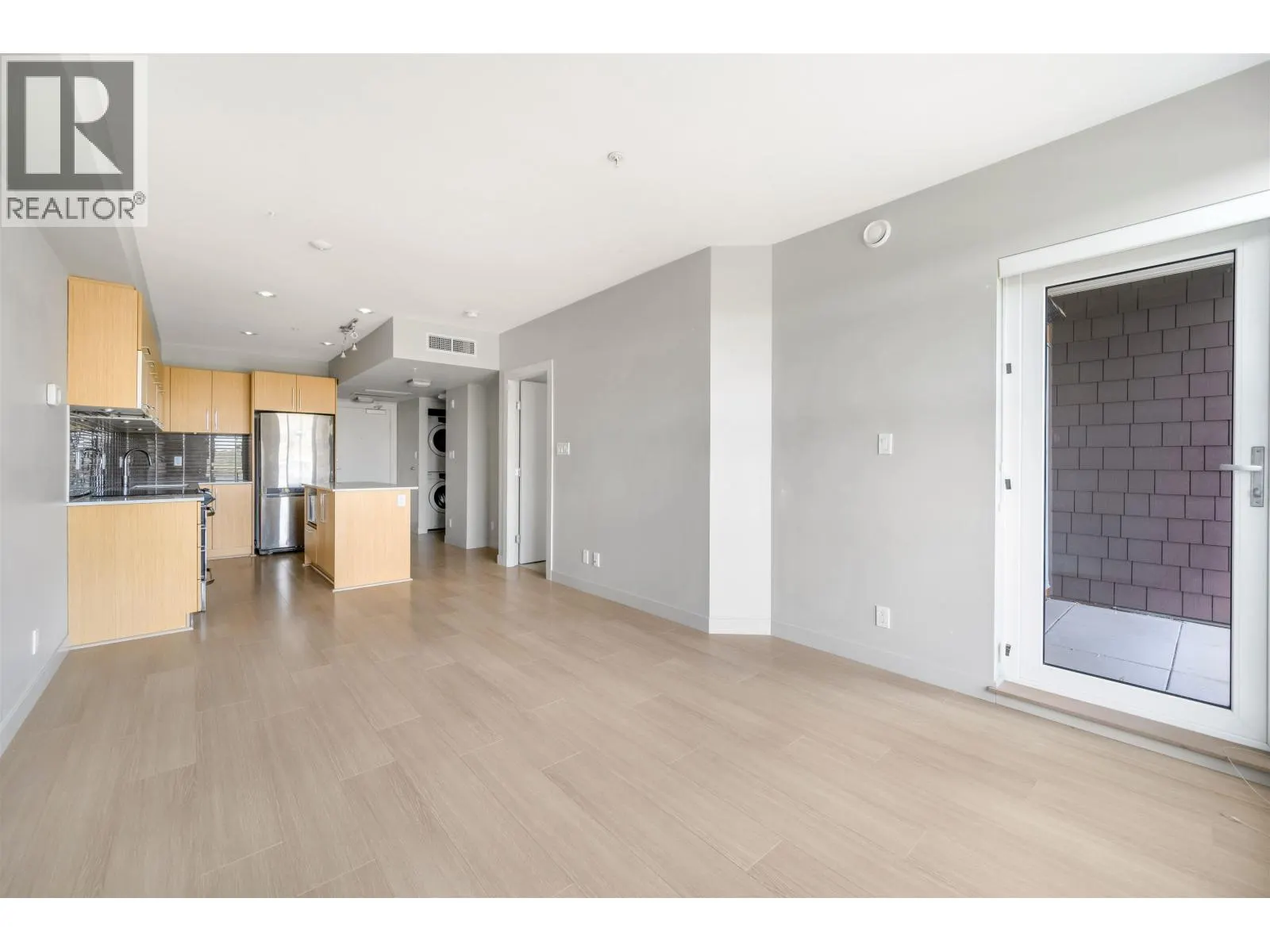 413 10020 DUNOON DRIVE