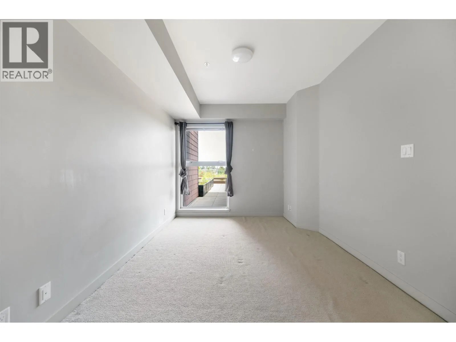 413 10020 DUNOON DRIVE