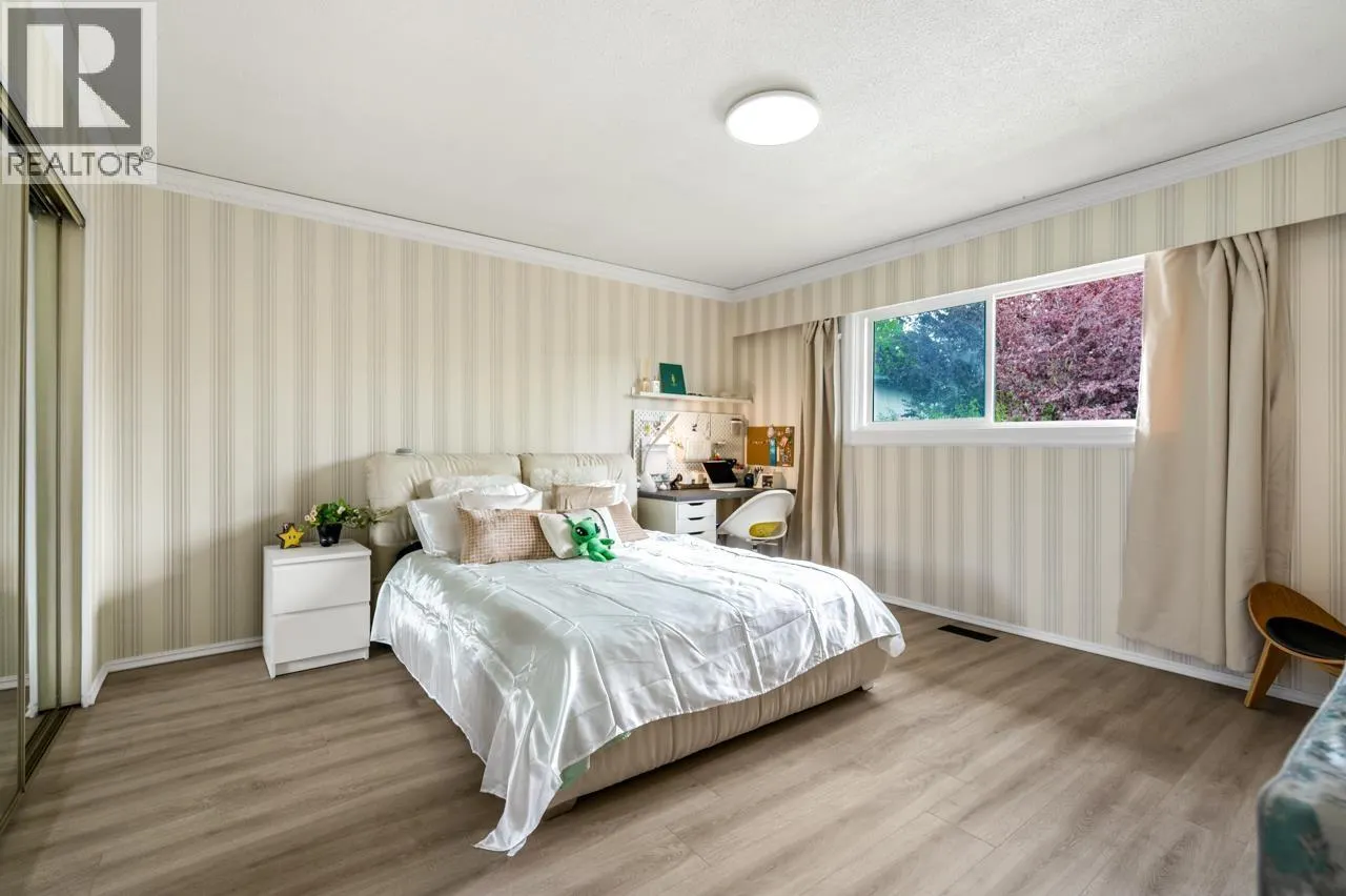 10864 SPRINGMONT GATE