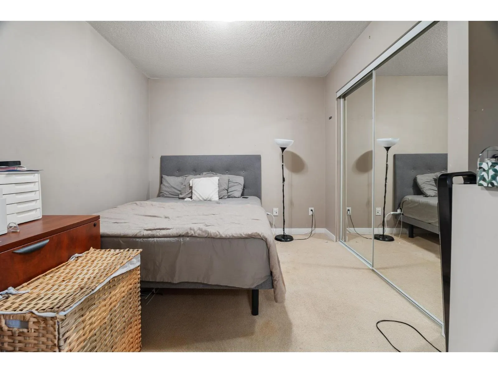 3008 13688 100 AVENUE