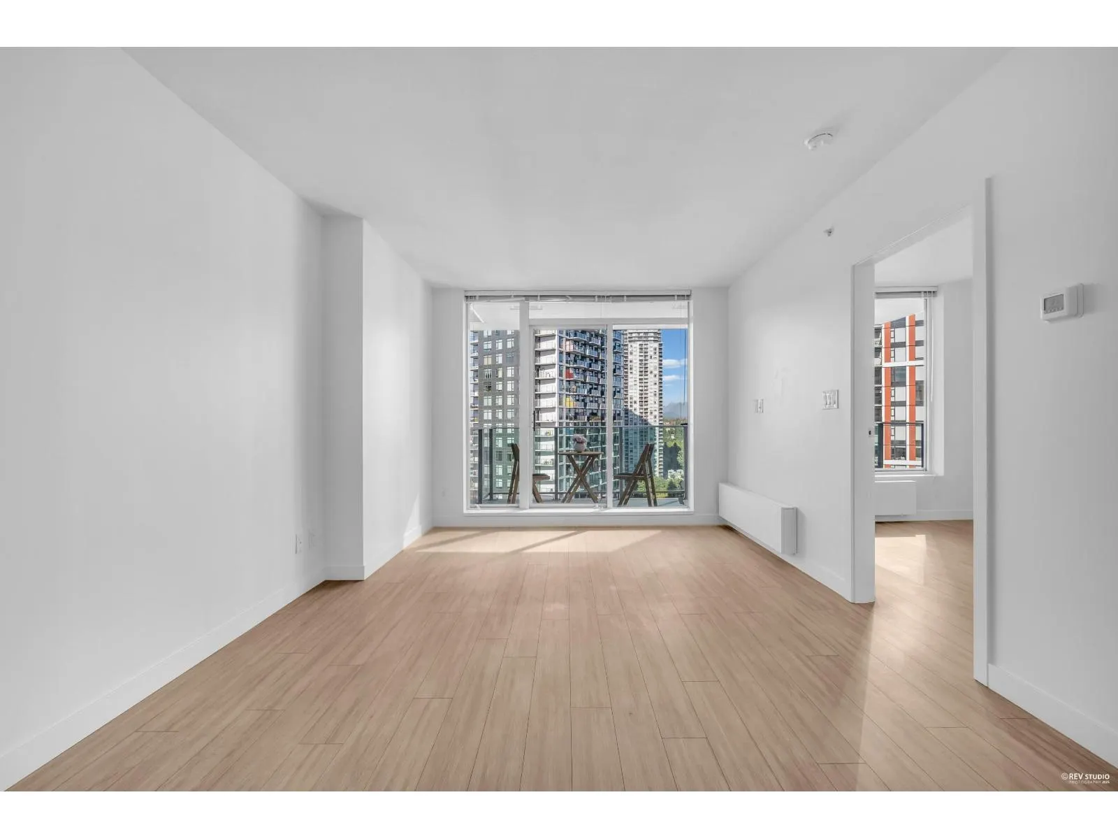 1508 13655 FRASER HIGHWAY