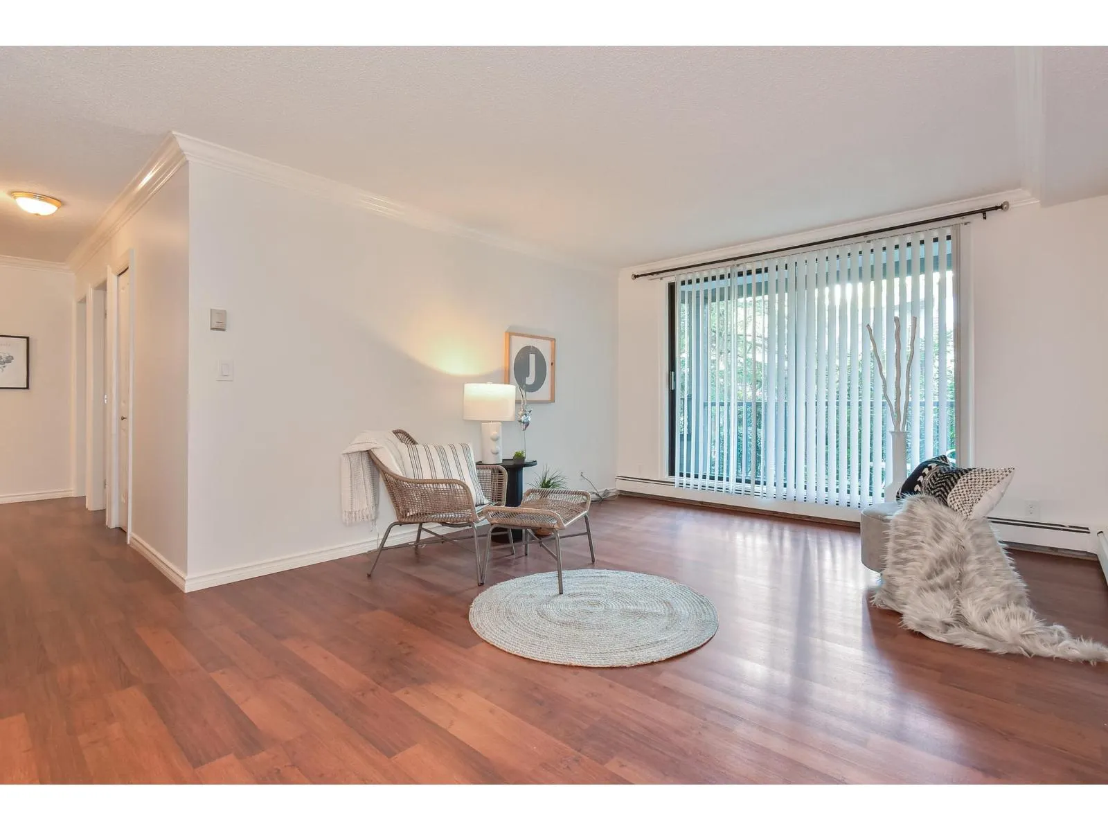 113 1740 SOUTHMERE CRESCENT