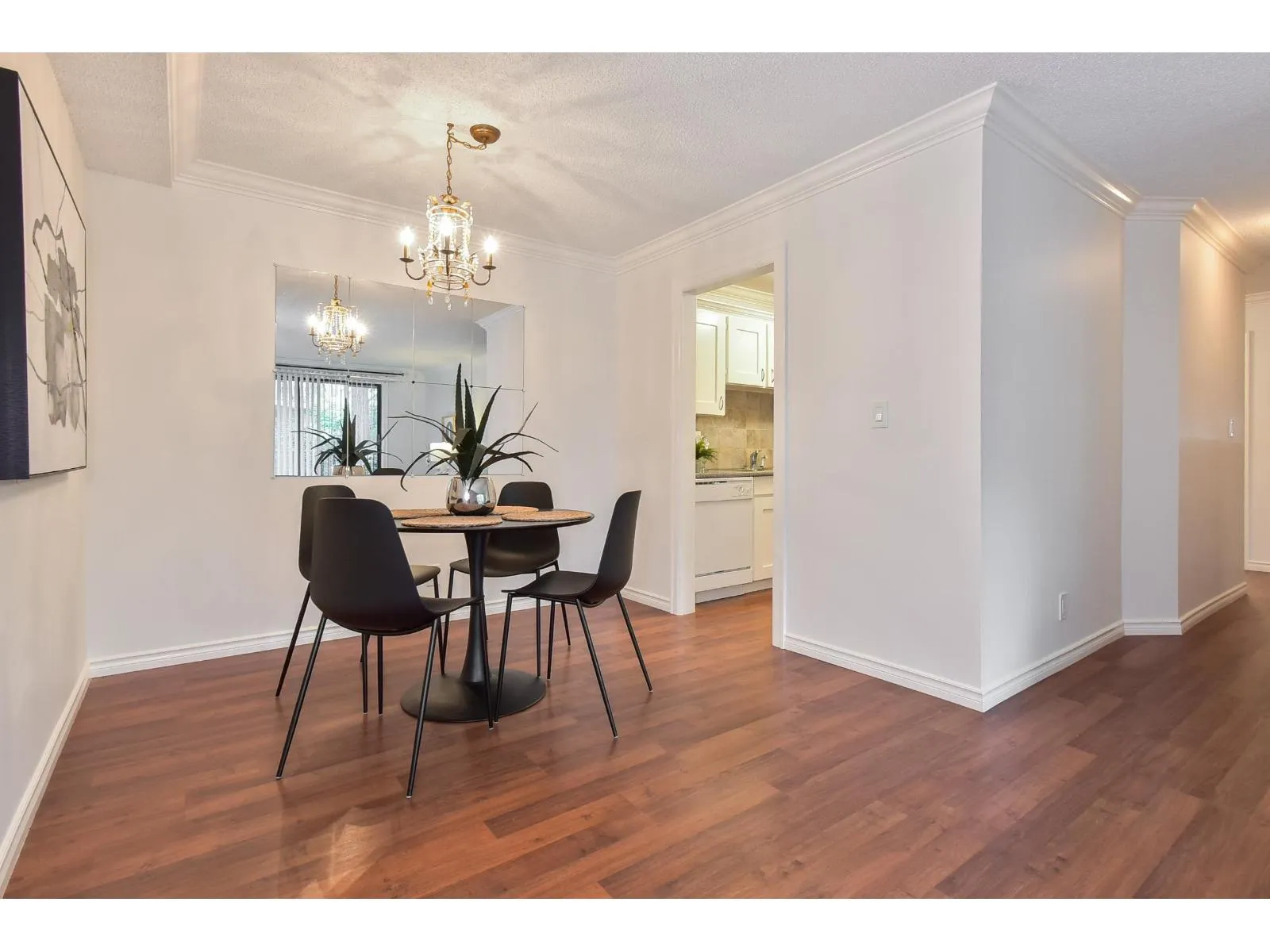 113 1740 SOUTHMERE CRESCENT