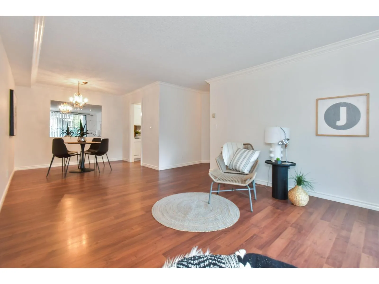 113 1740 SOUTHMERE CRESCENT