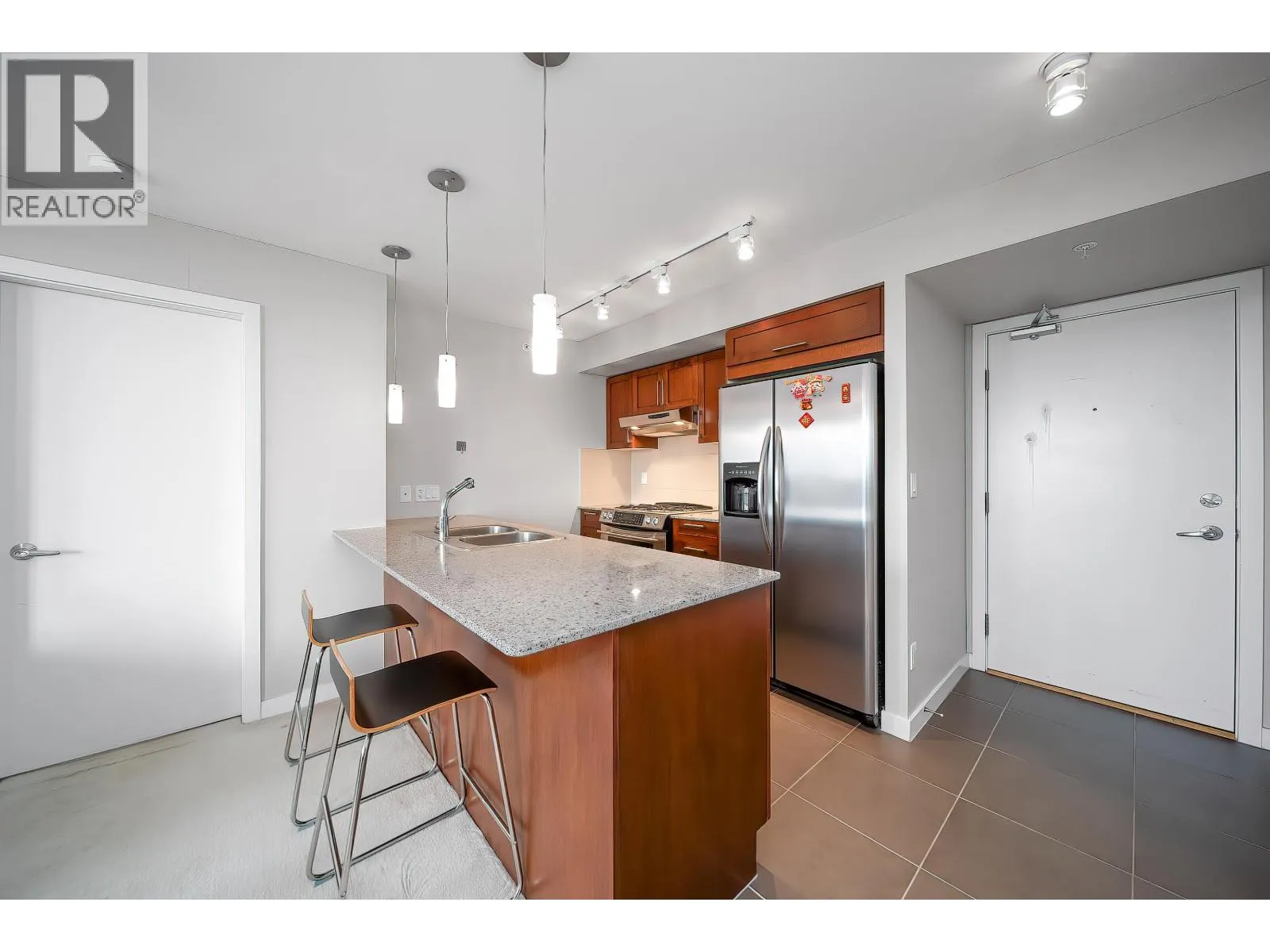 1205 7088 SALISBURY AVENUE