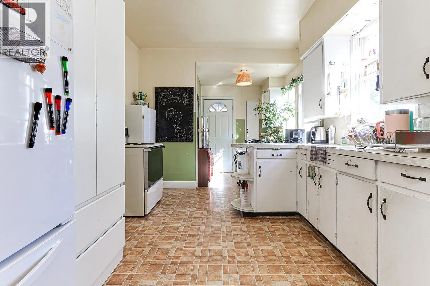 333 E13TH AVENUE