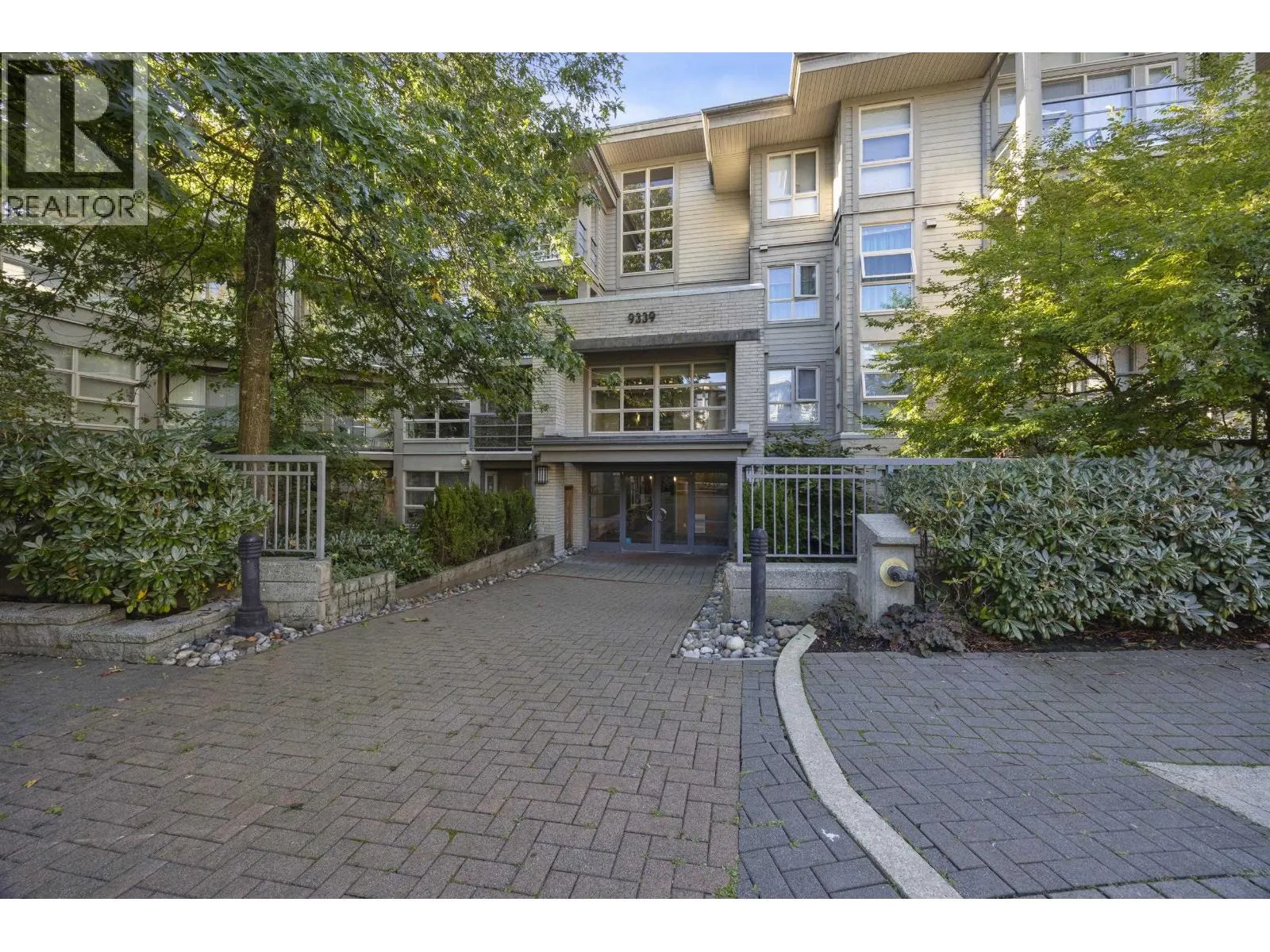 310 9339 UNIVERSITY CRESCENT