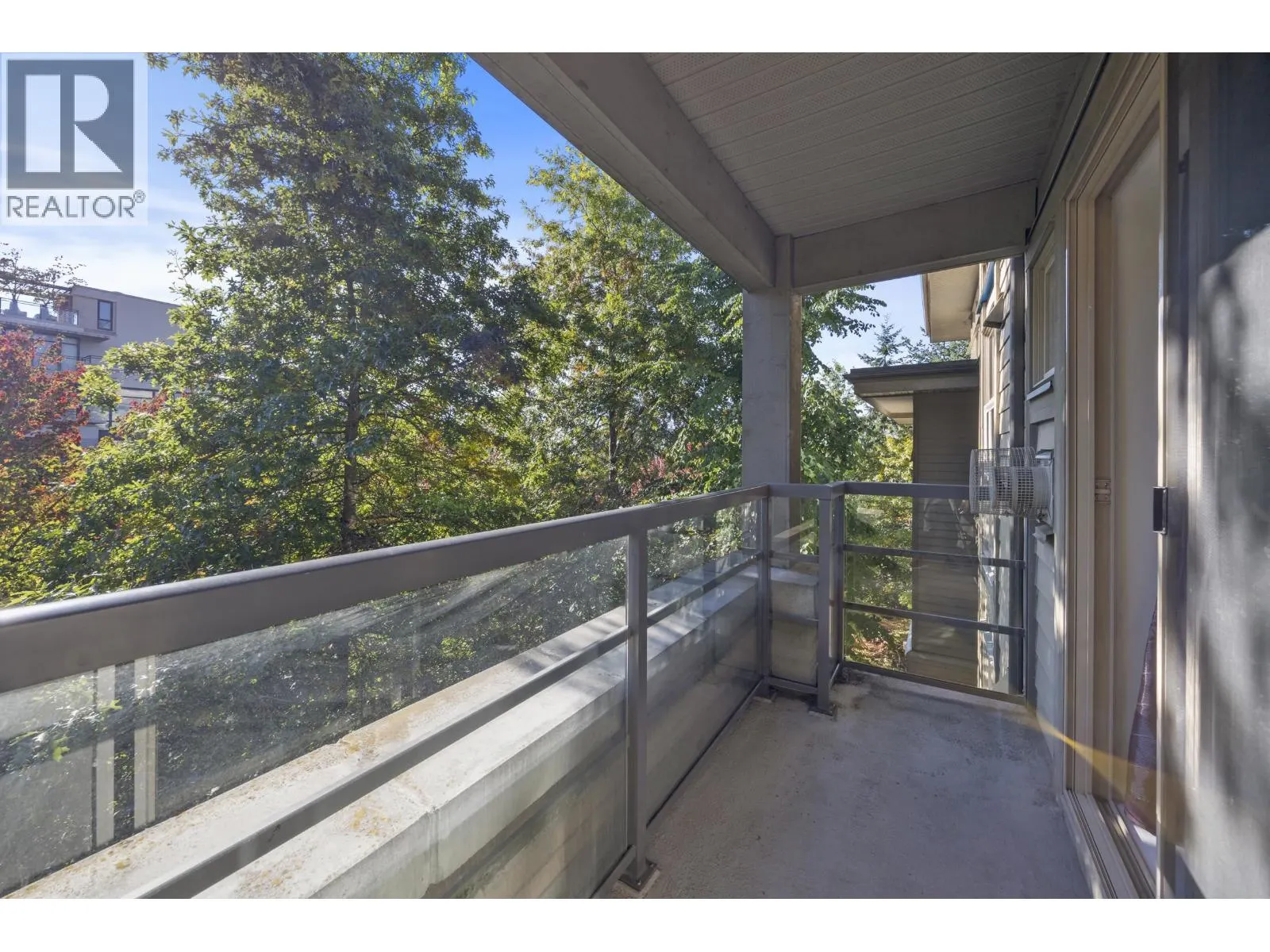 310 9339 UNIVERSITY CRESCENT