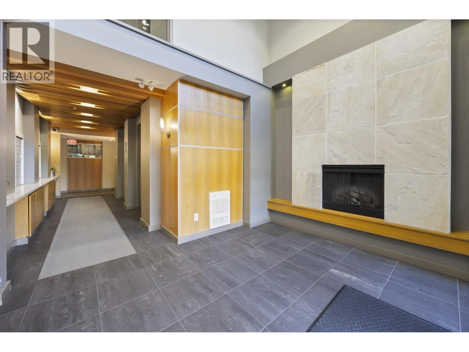 310 9339 UNIVERSITY CRESCENT