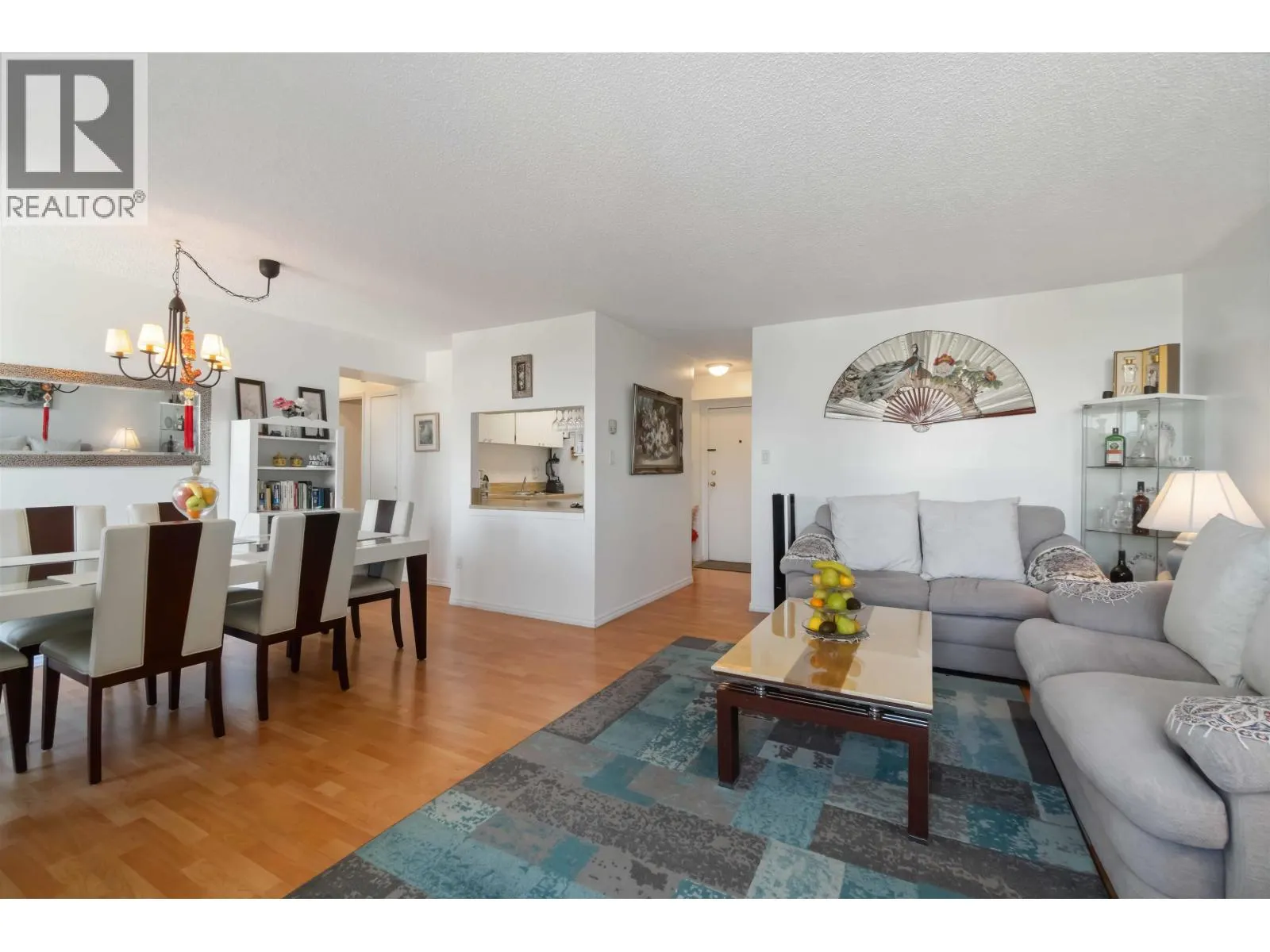 1201 3755 BARTLETT COURT