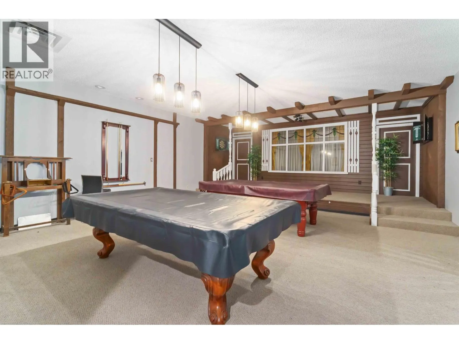 1201 3755 BARTLETT COURT