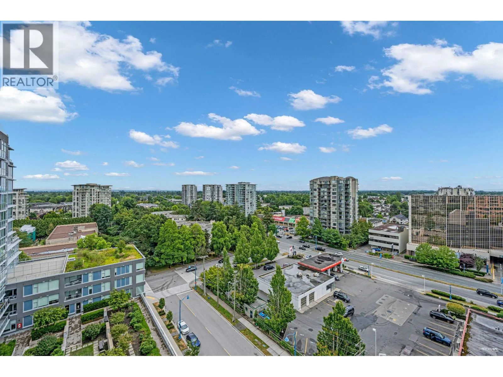1202 8111 ANDERSON ROAD