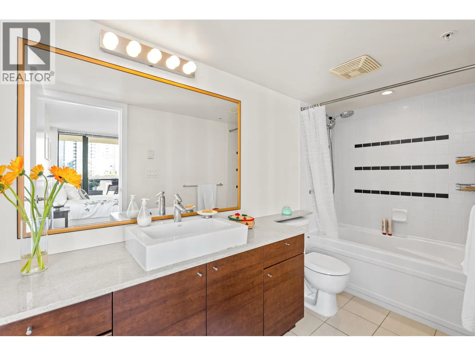 1008 4178 DAWSON STREET