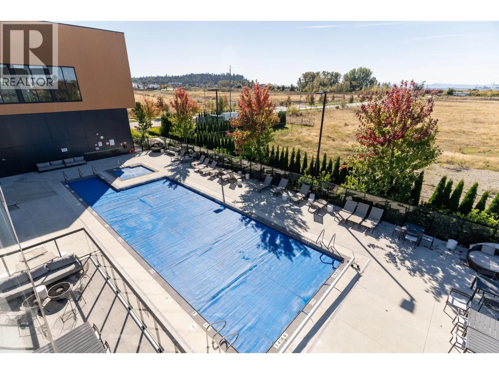 175 4738 HEMLOCK WAY