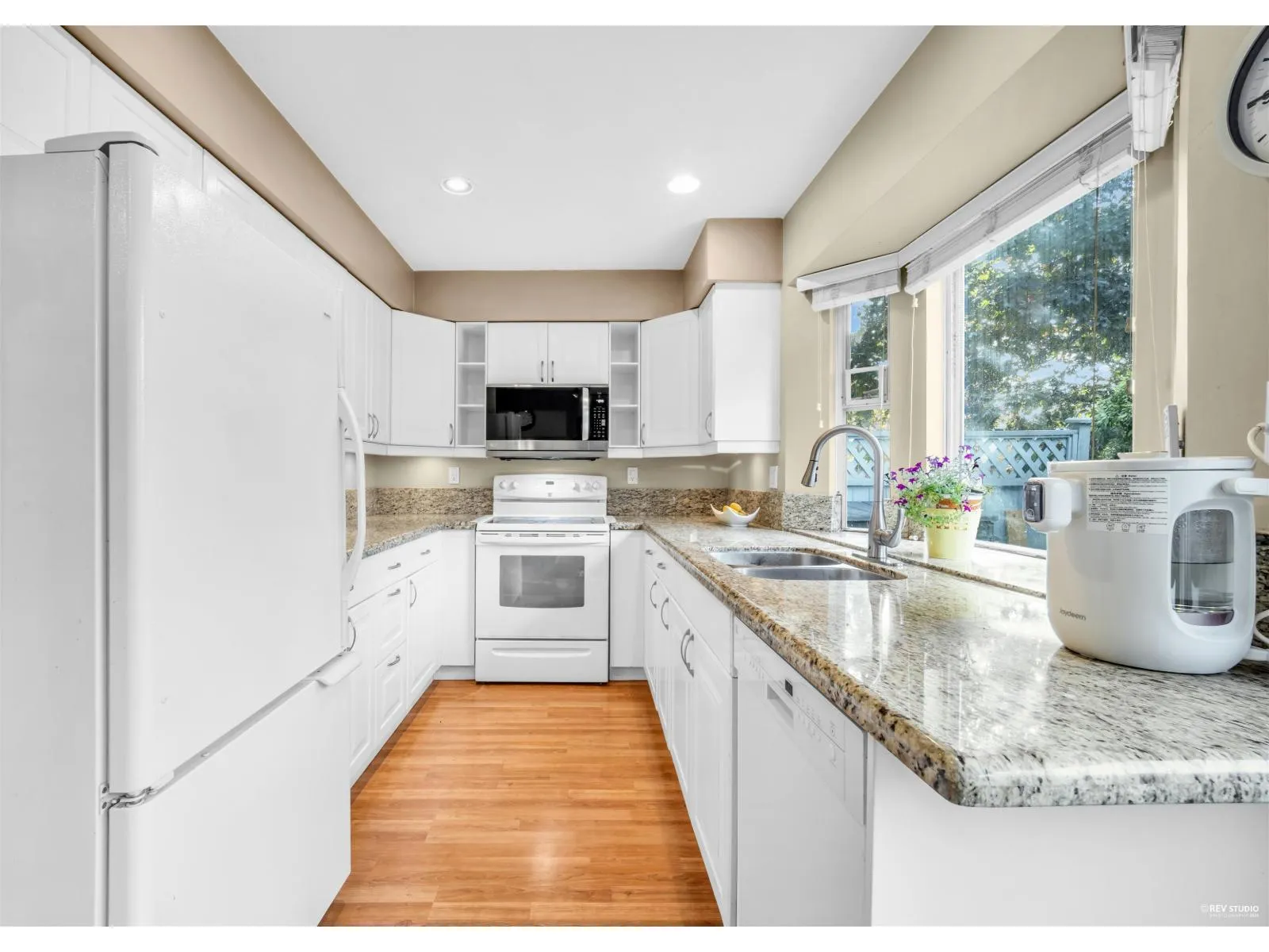 102 12044 S BOUNDARY DRIVE