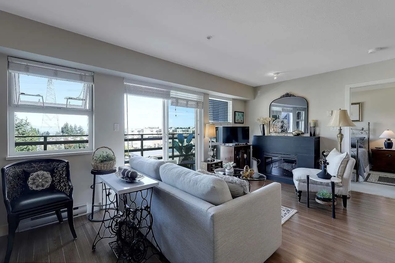 409 15745 CROYDON DRIVE
