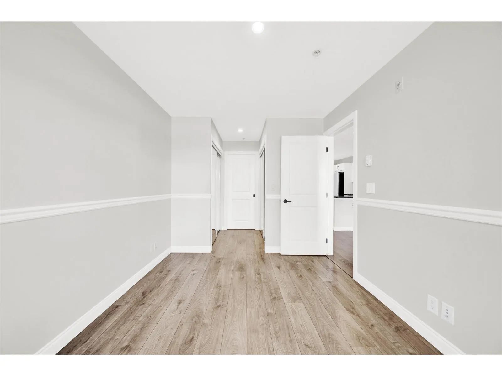 279 20180 FRASER HIGHWAY