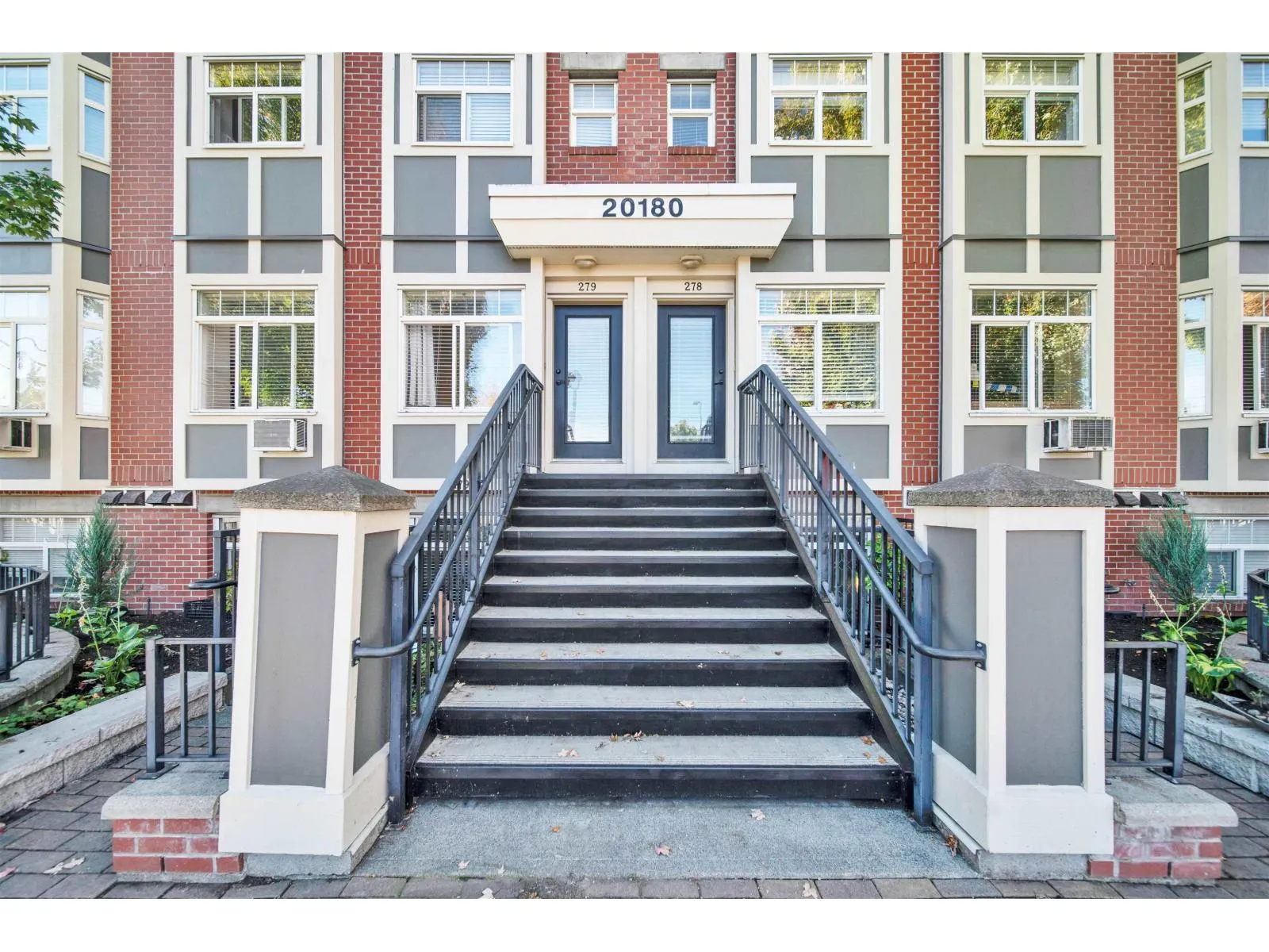 279 20180 FRASER HIGHWAY