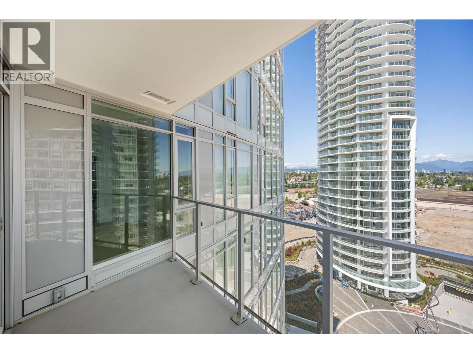 1305 7683 PARK CRESCENT