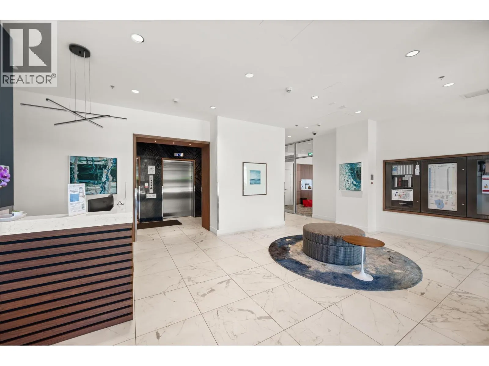 1305 7683 PARK CRESCENT