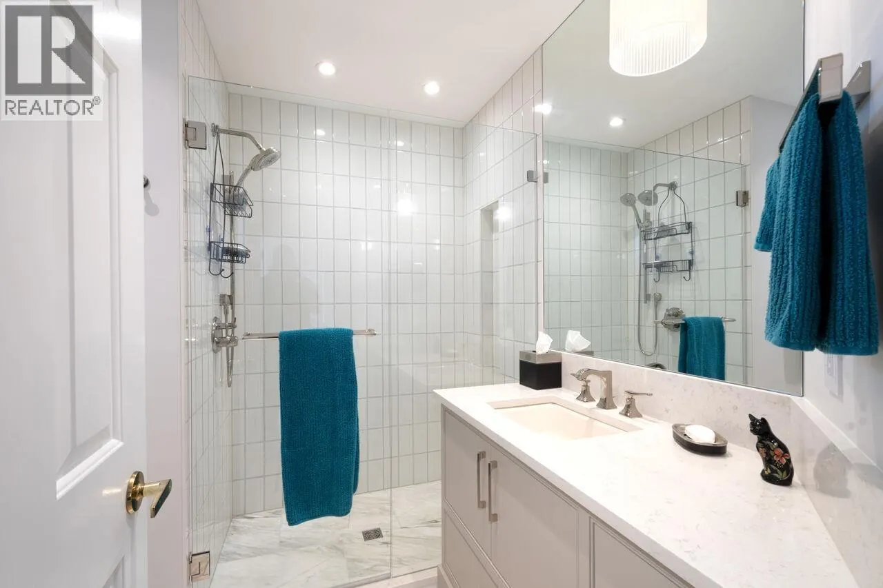 4228 ROCKRIDGE CRESCENT