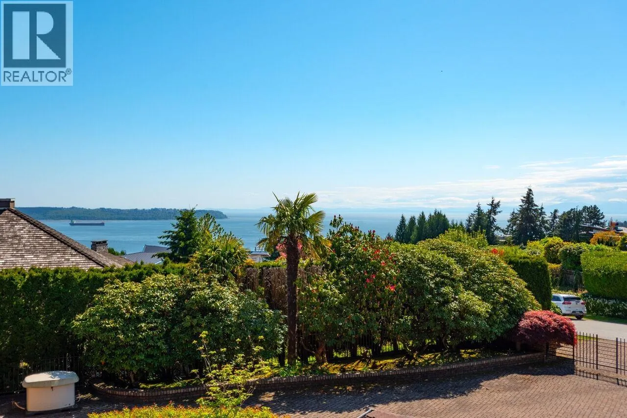 4228 ROCKRIDGE CRESCENT