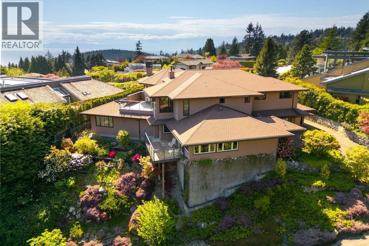 4228 ROCKRIDGE CRESCENT