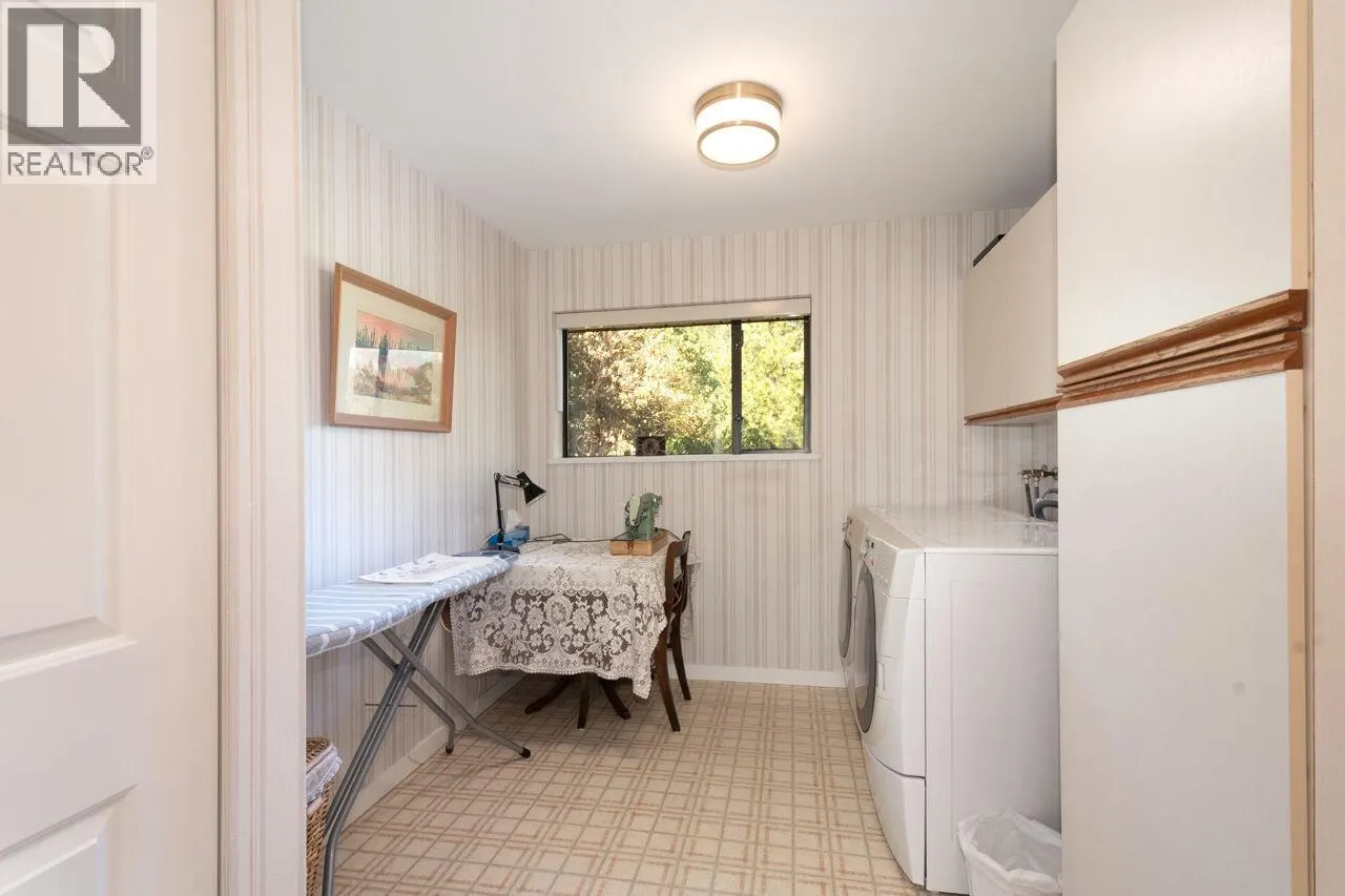 4228 ROCKRIDGE CRESCENT