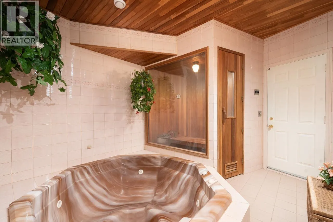 4228 ROCKRIDGE CRESCENT