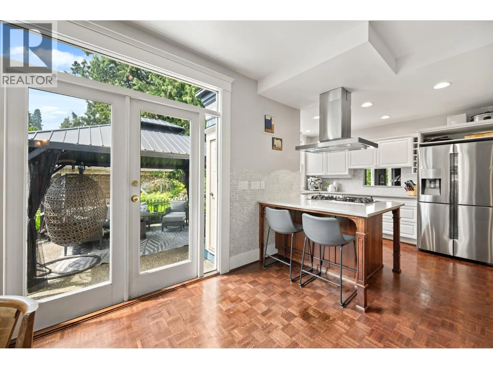 922 FIFTH STREET