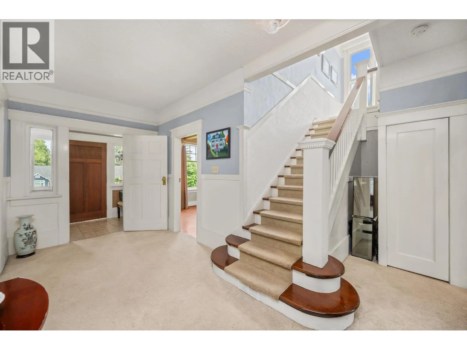 922 FIFTH STREET