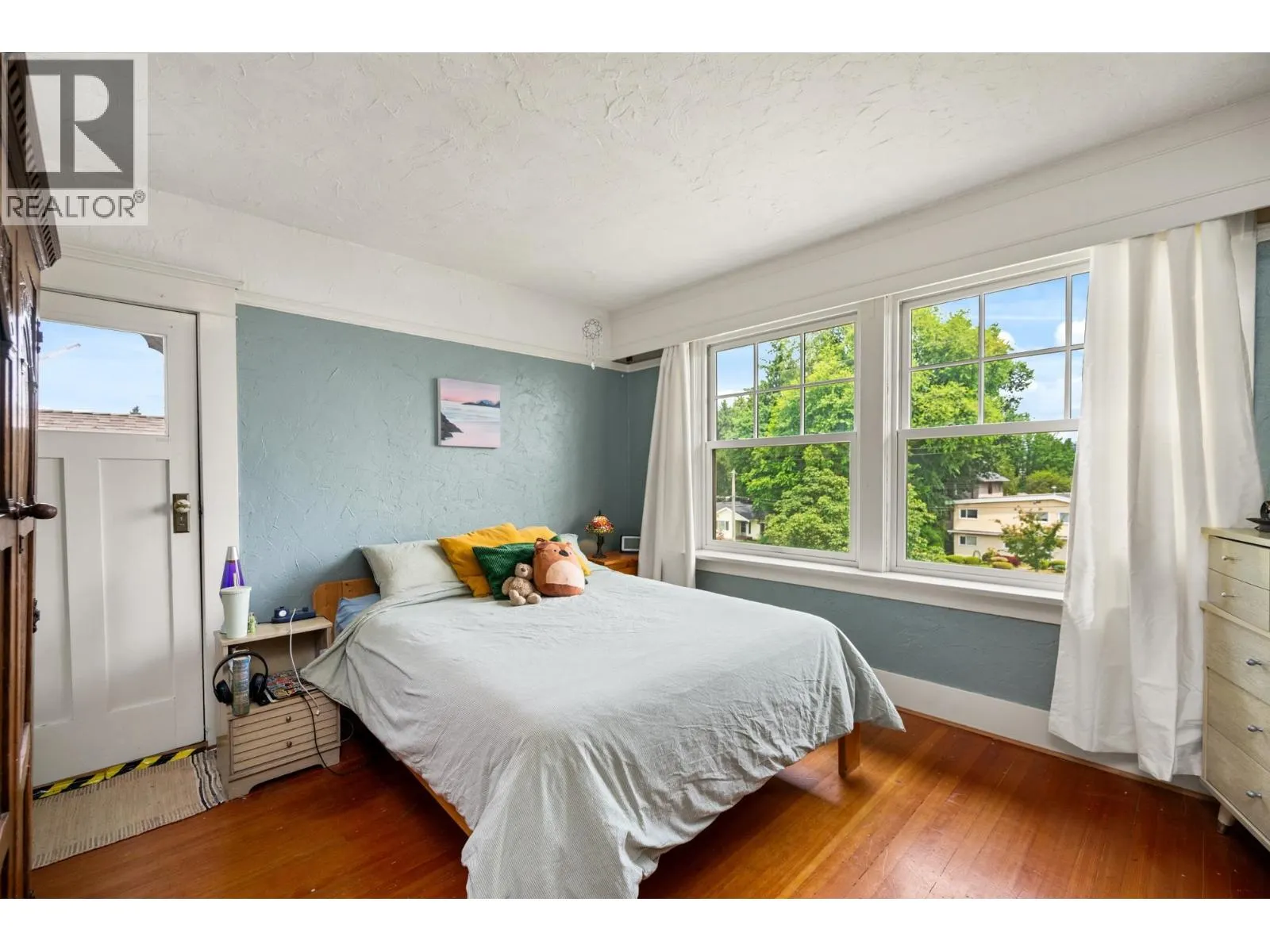 922 FIFTH STREET