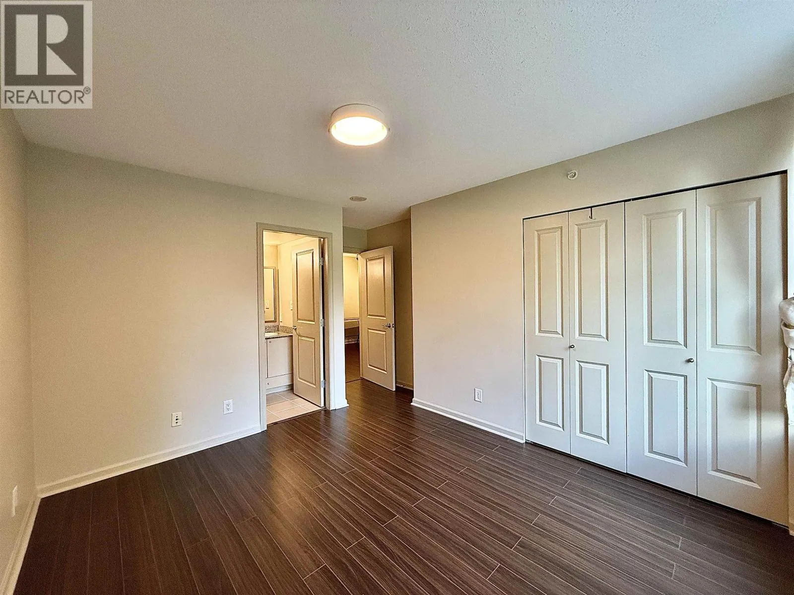 305 9232 UNIVERSITY CRESCENT