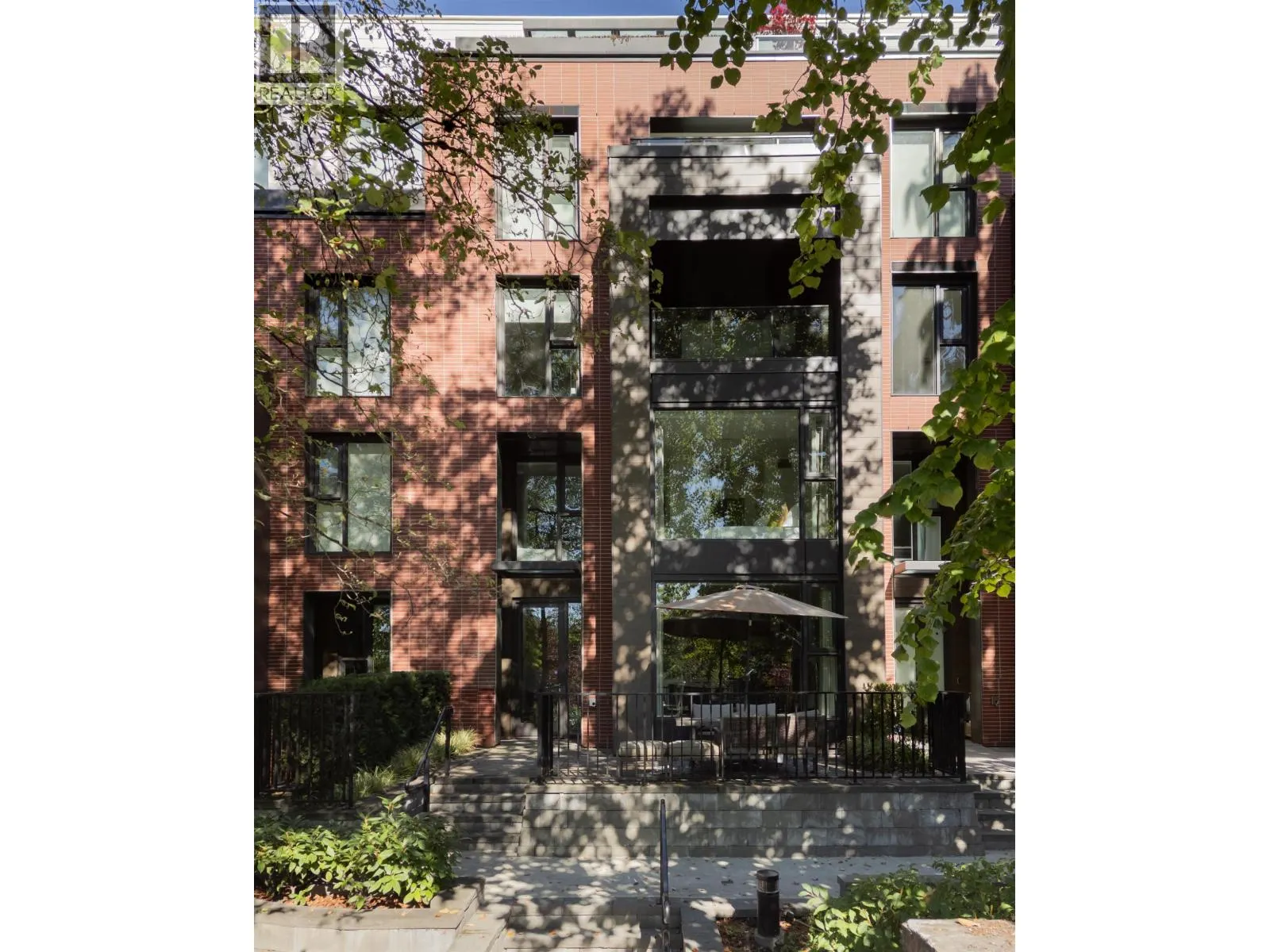 1577 W 57TH AVENUE