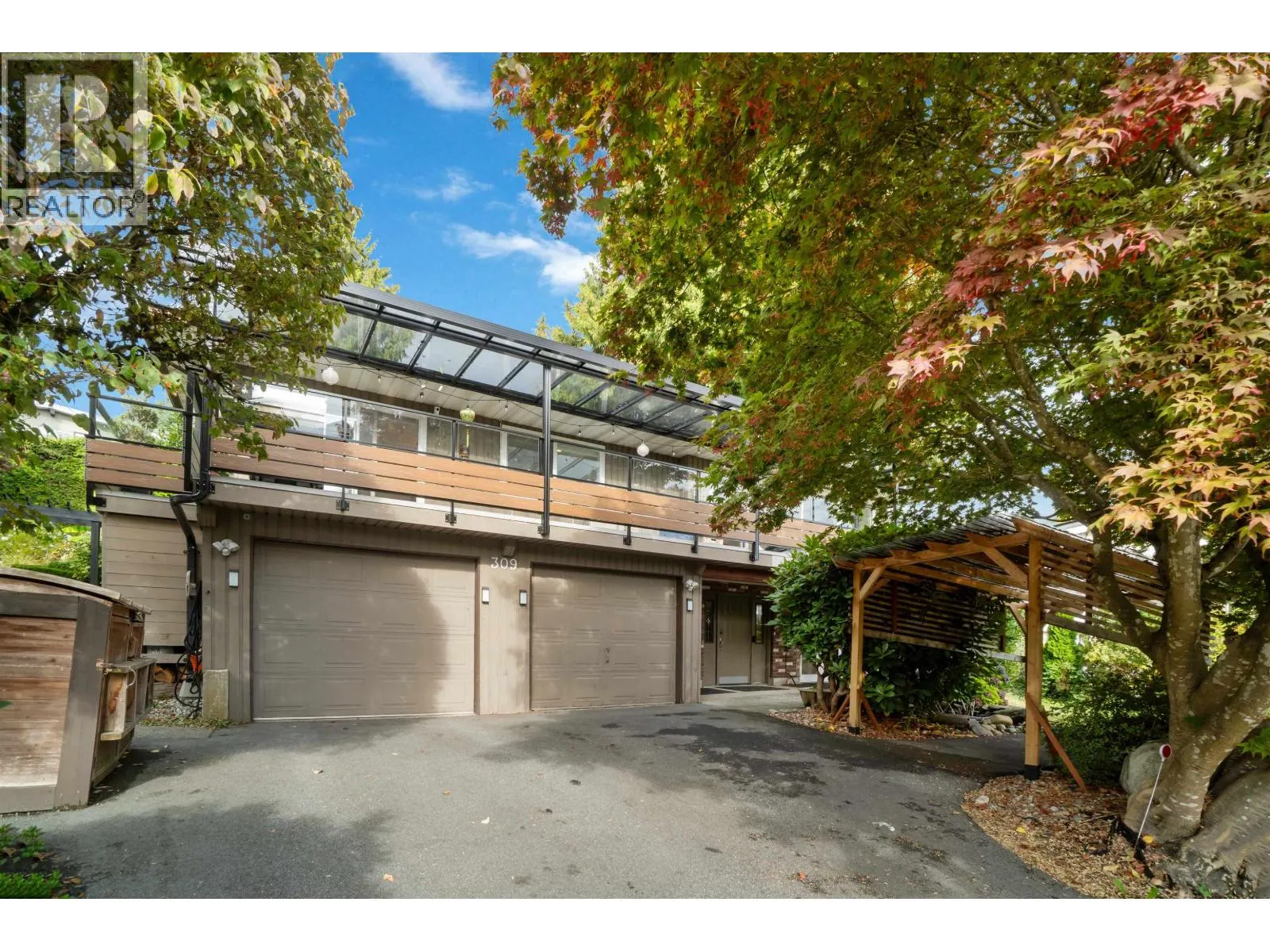 309 GLOUCESTER COURT