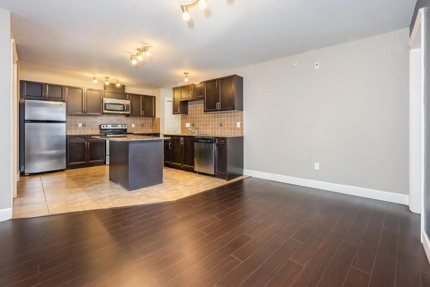 311 12088 75A AVENUE