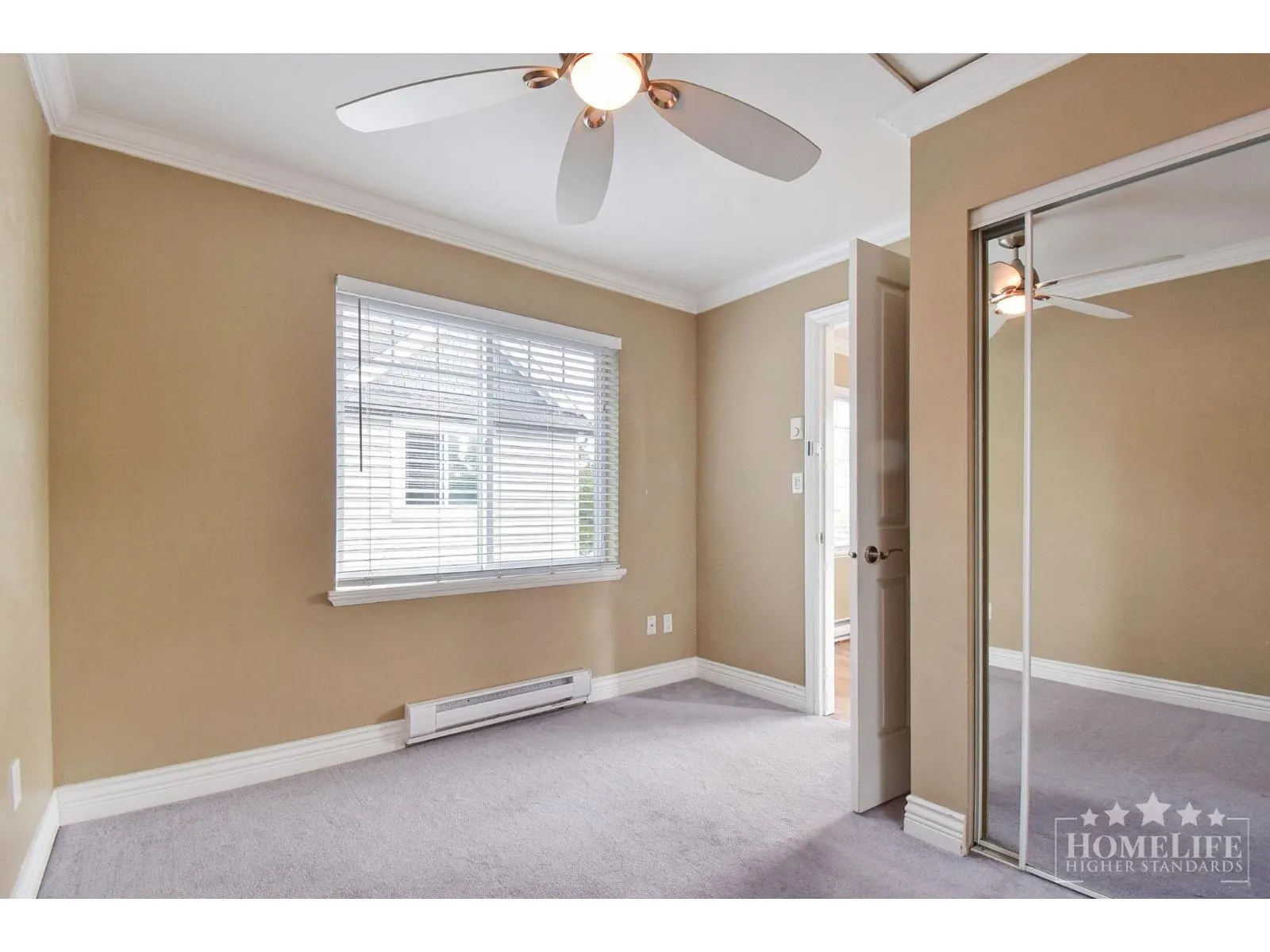 Coach House 7052 195 STREET