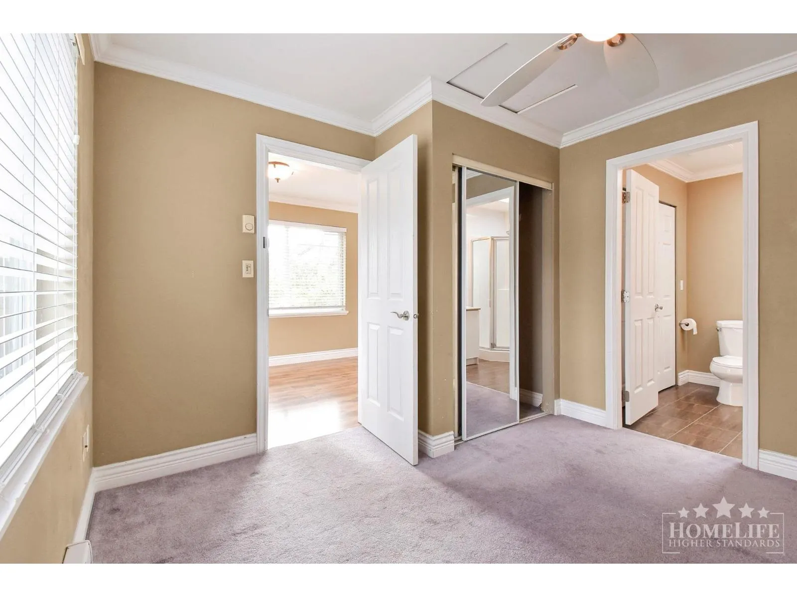 Coach House 7052 195 STREET