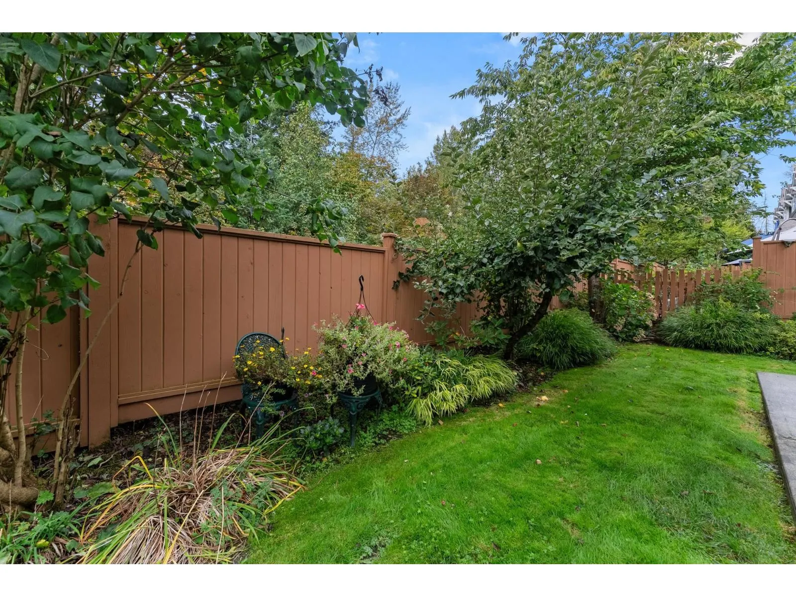 20 7059 210 STREET