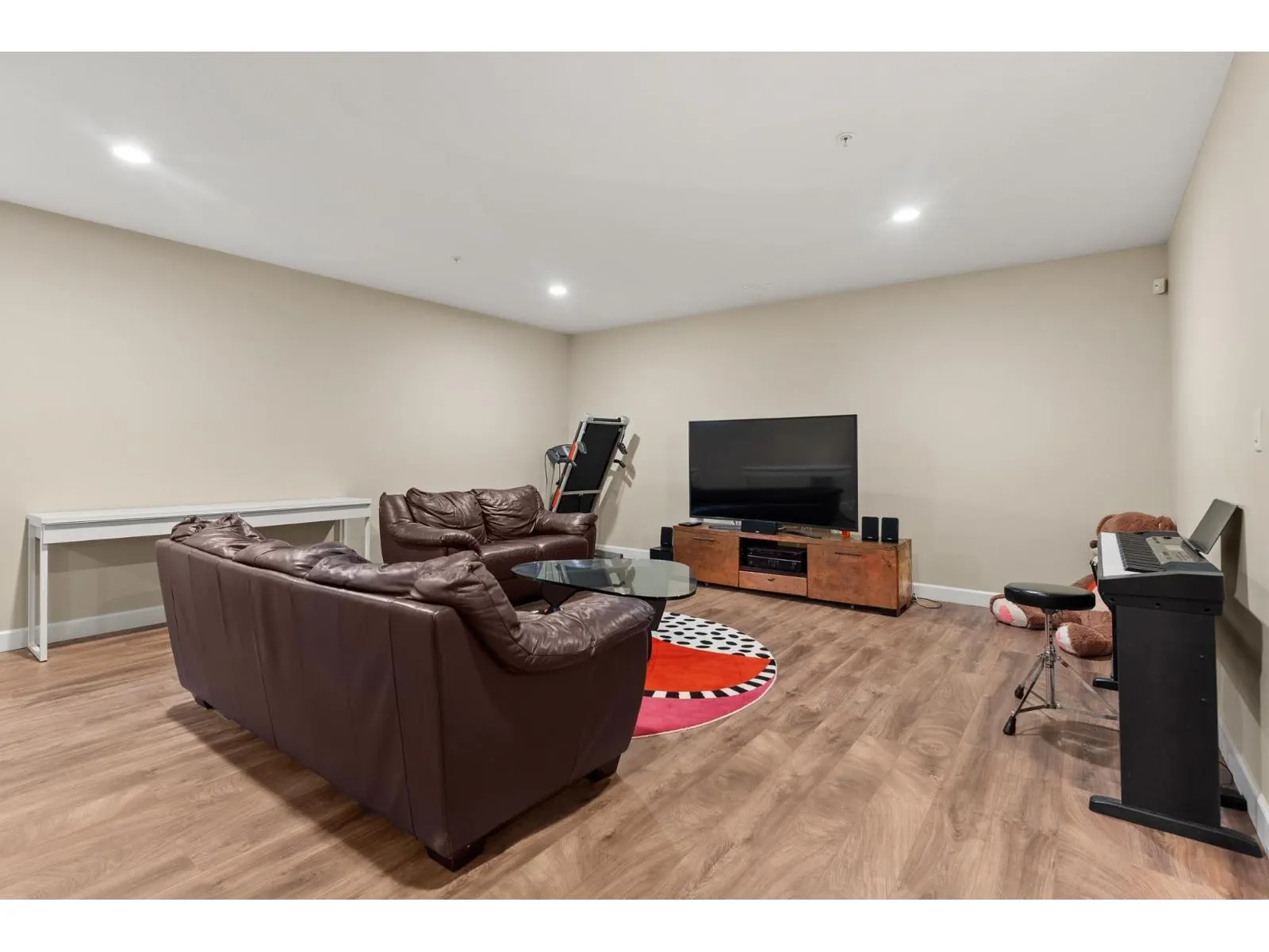 20 7059 210 STREET