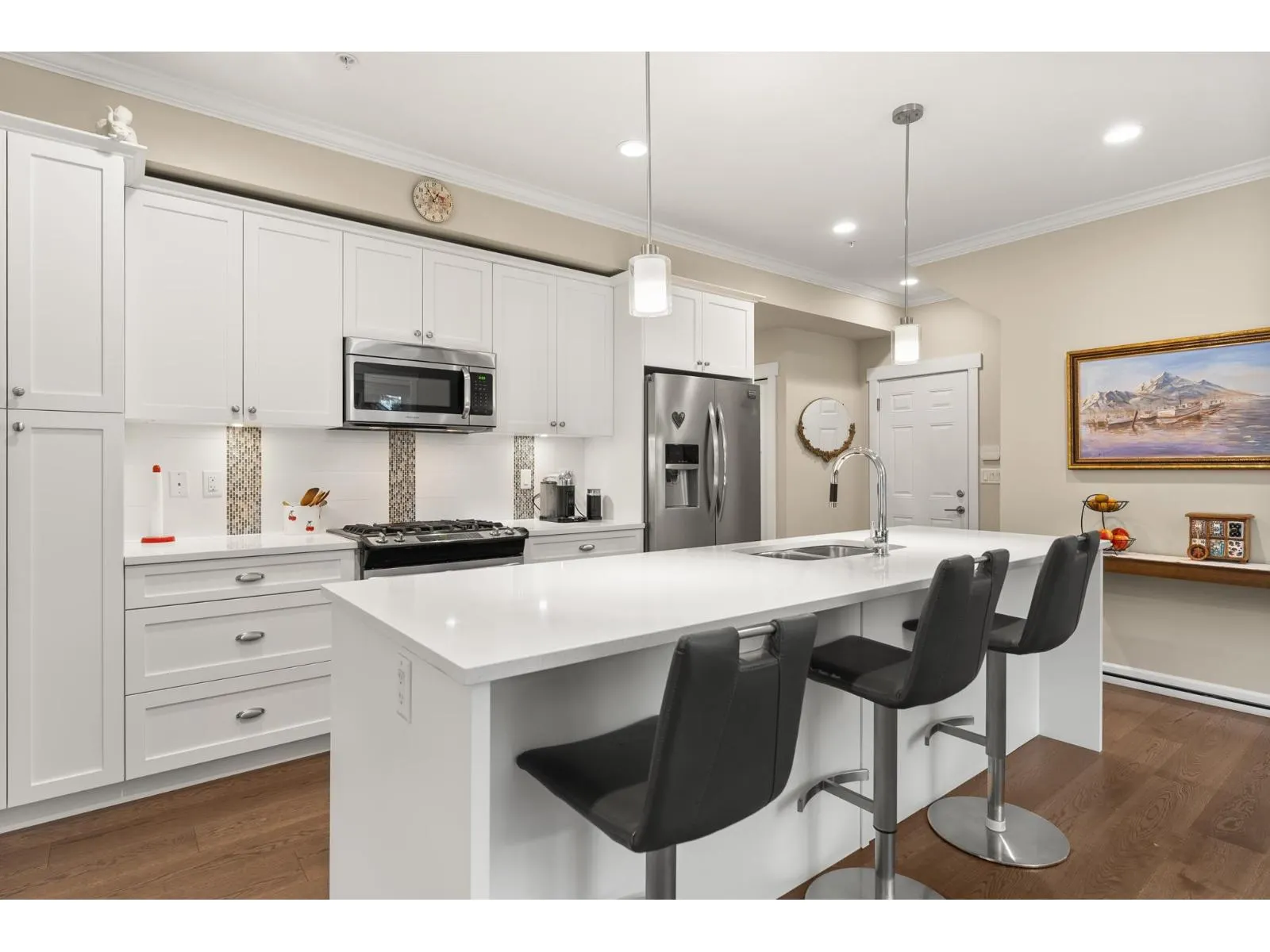 20 7059 210 STREET