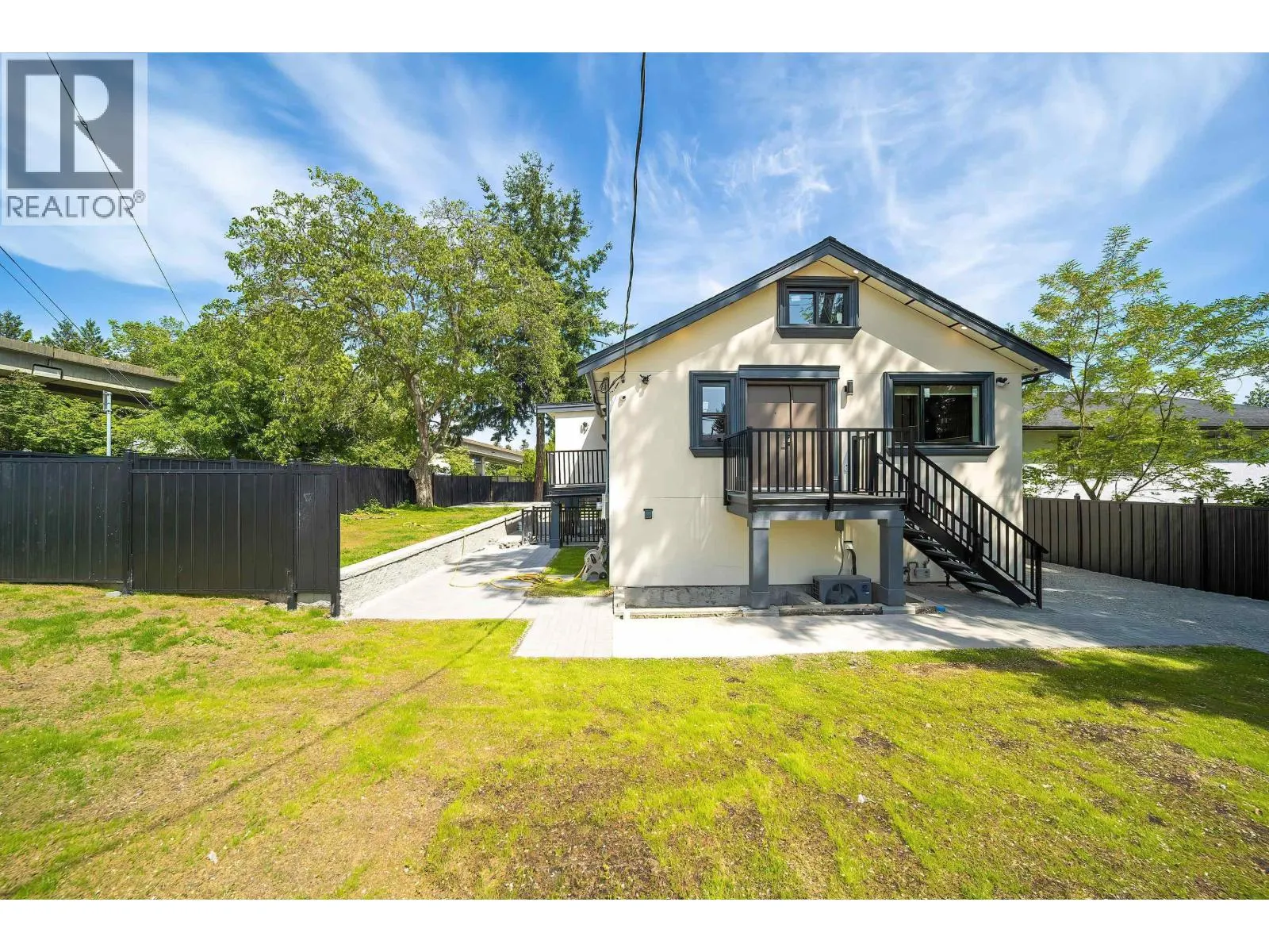 762X GILLEY AVENUE