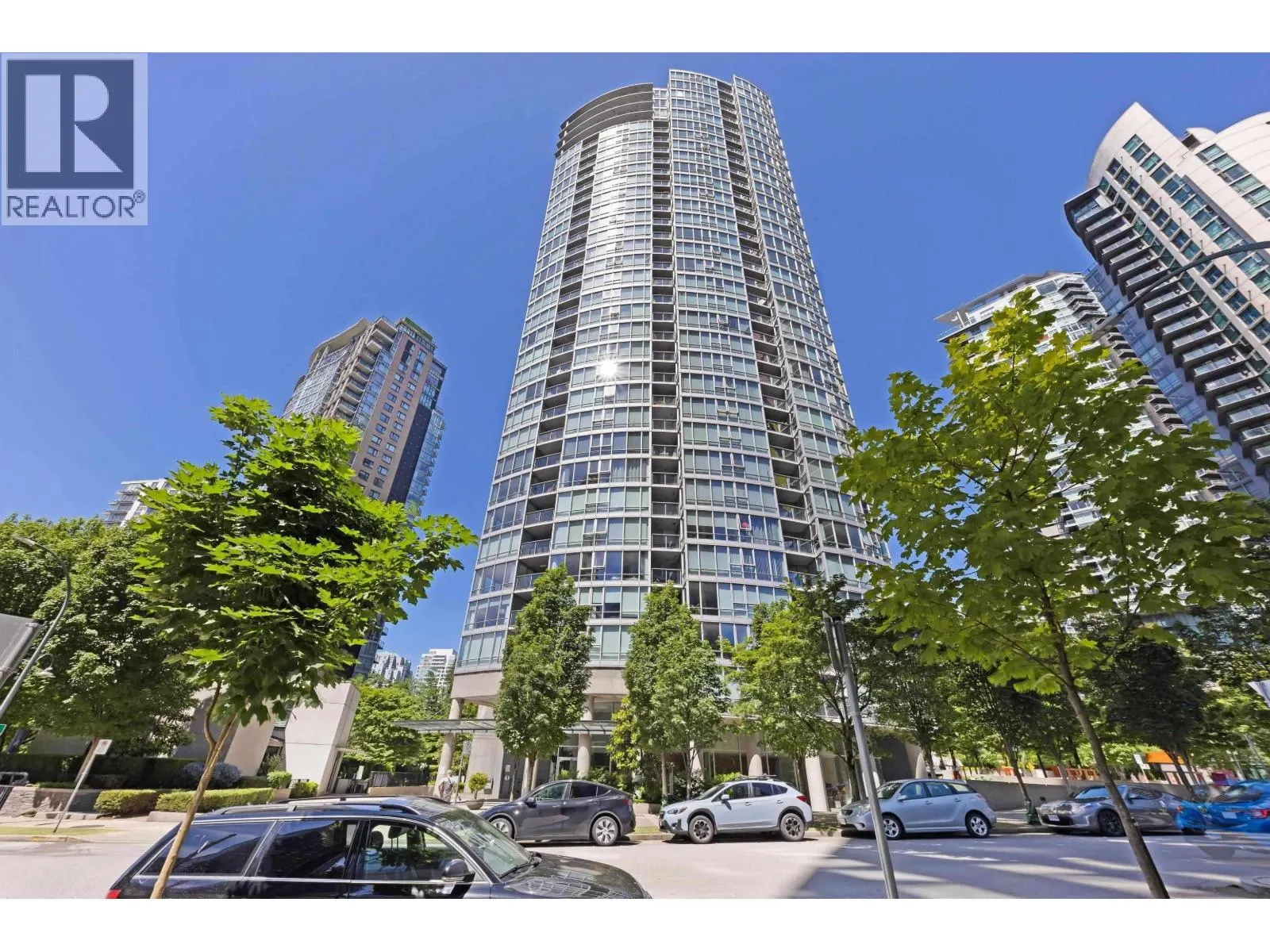 1607 1495 RICHARD STREET