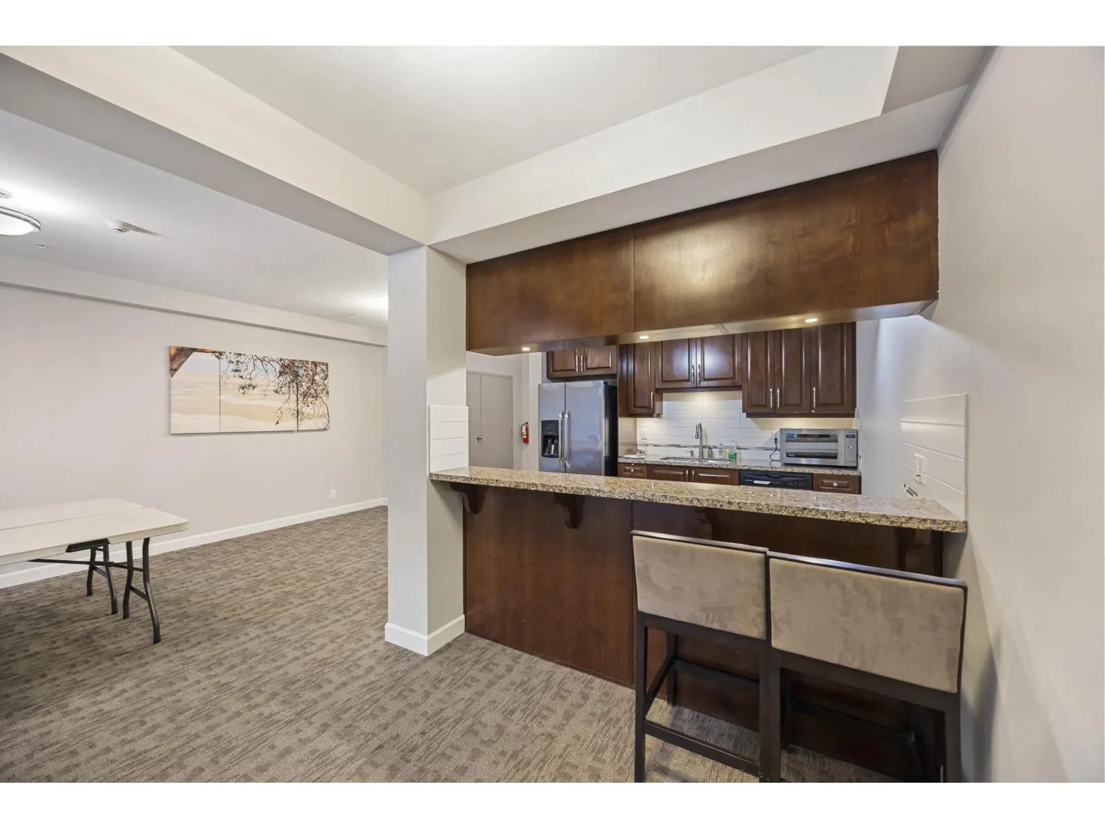 336 8288 207A STREET