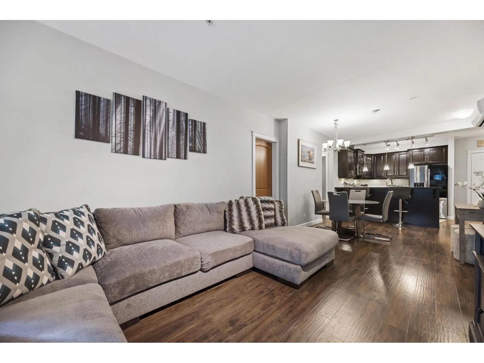 336 8288 207A STREET