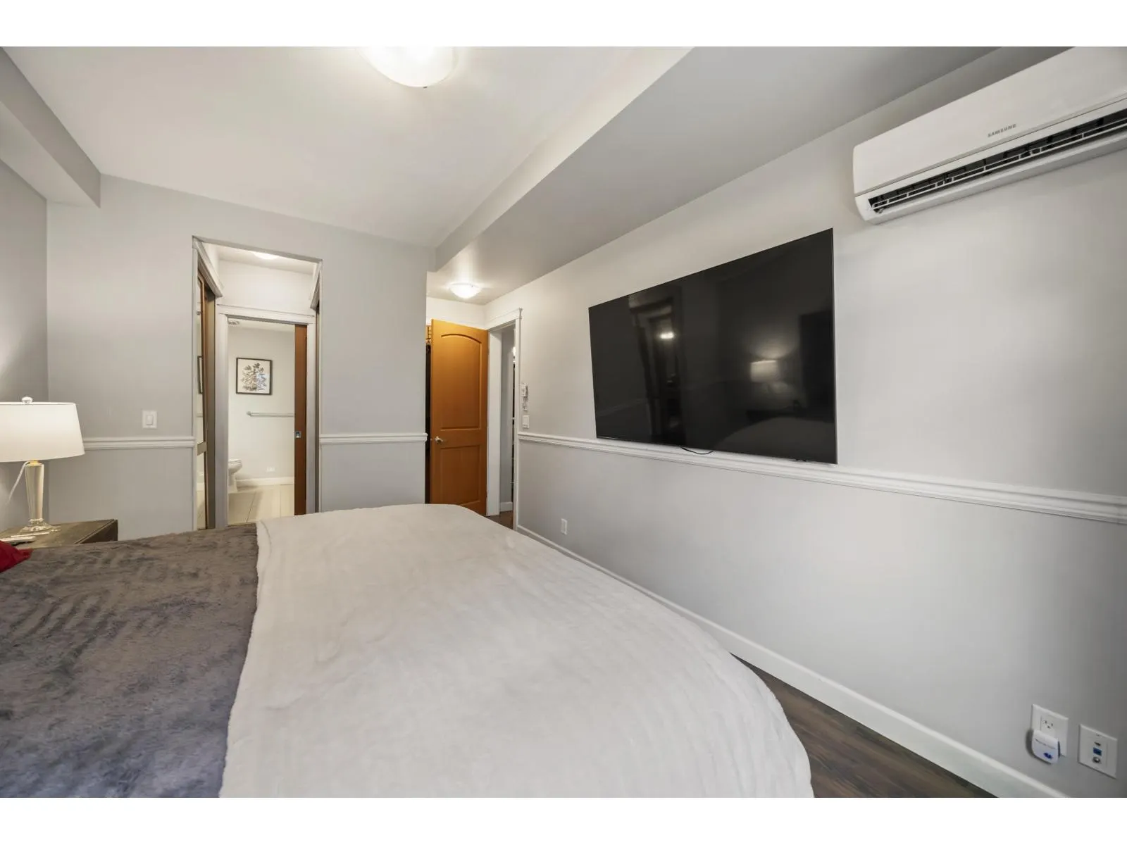 336 8288 207A STREET