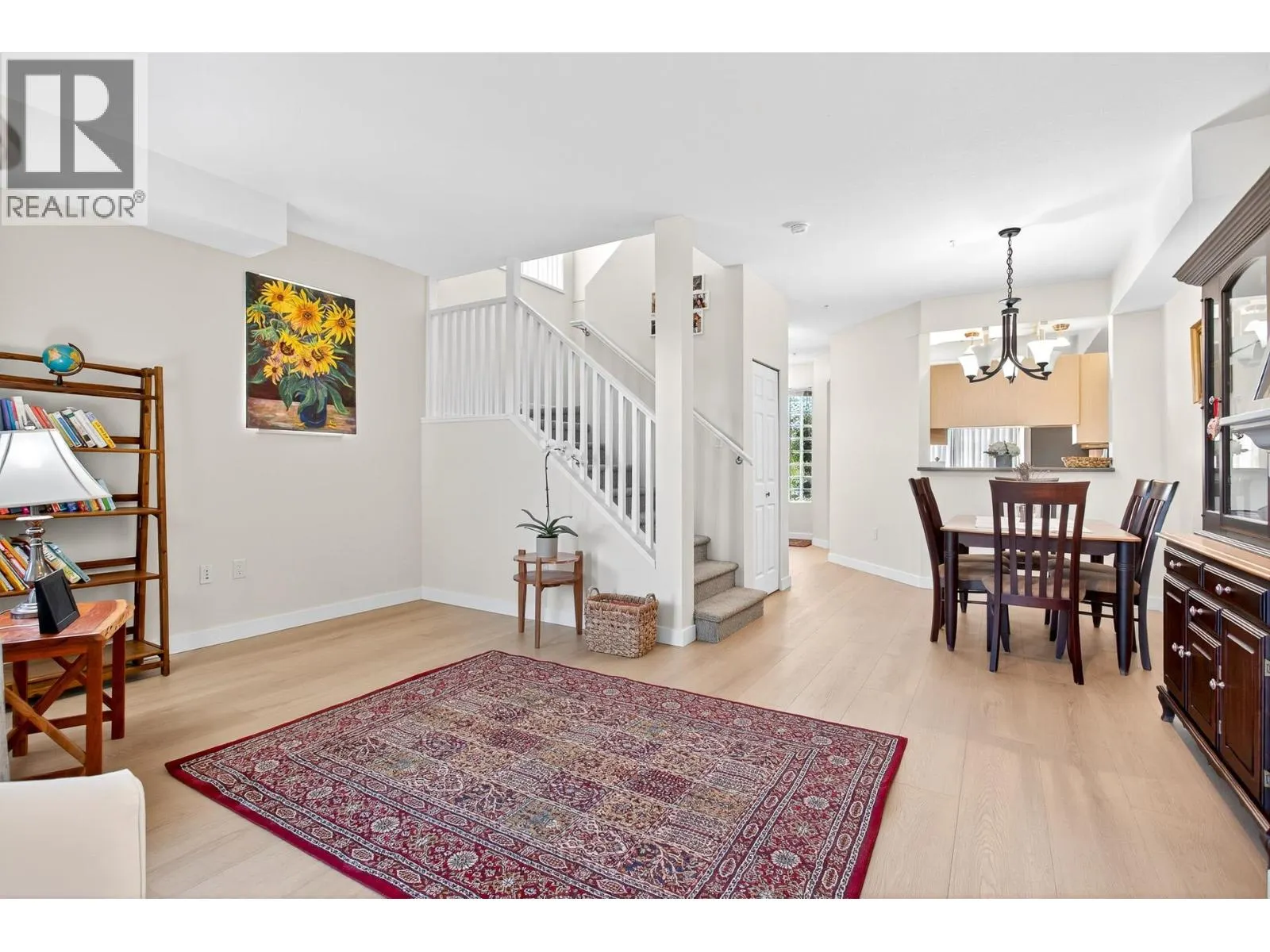 201 815 FIRST STREET
