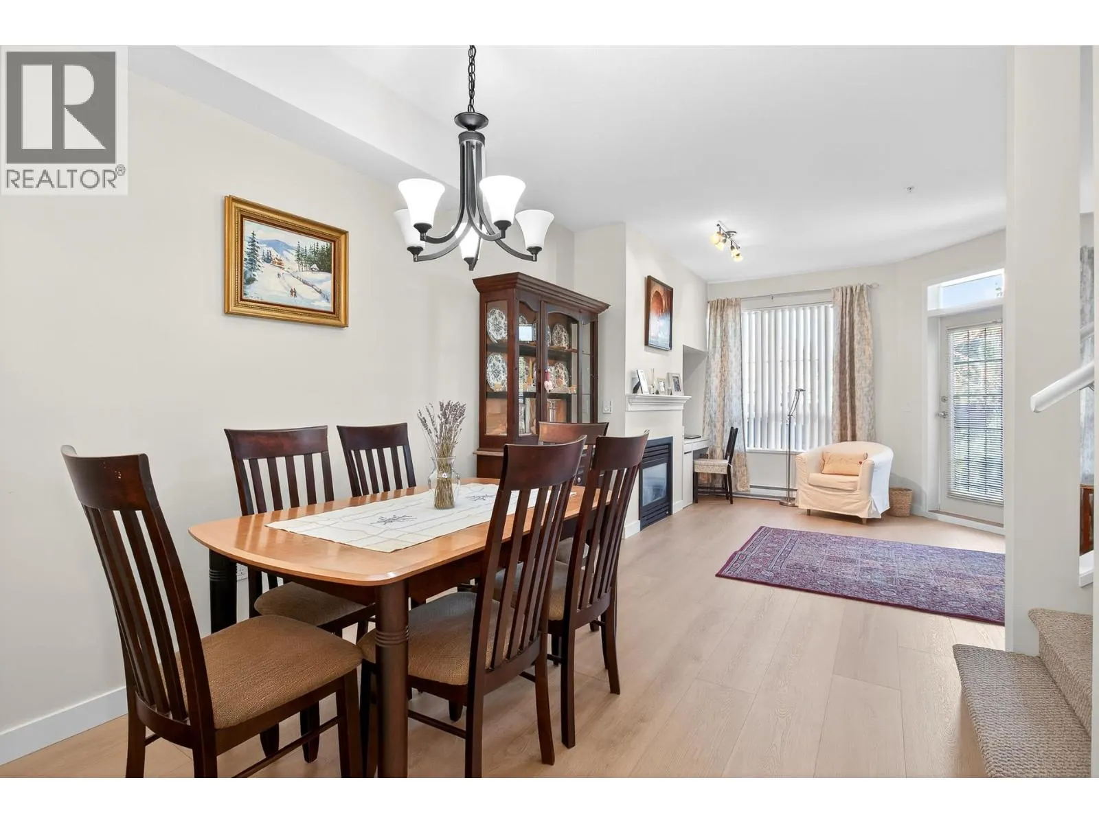 201 815 FIRST STREET