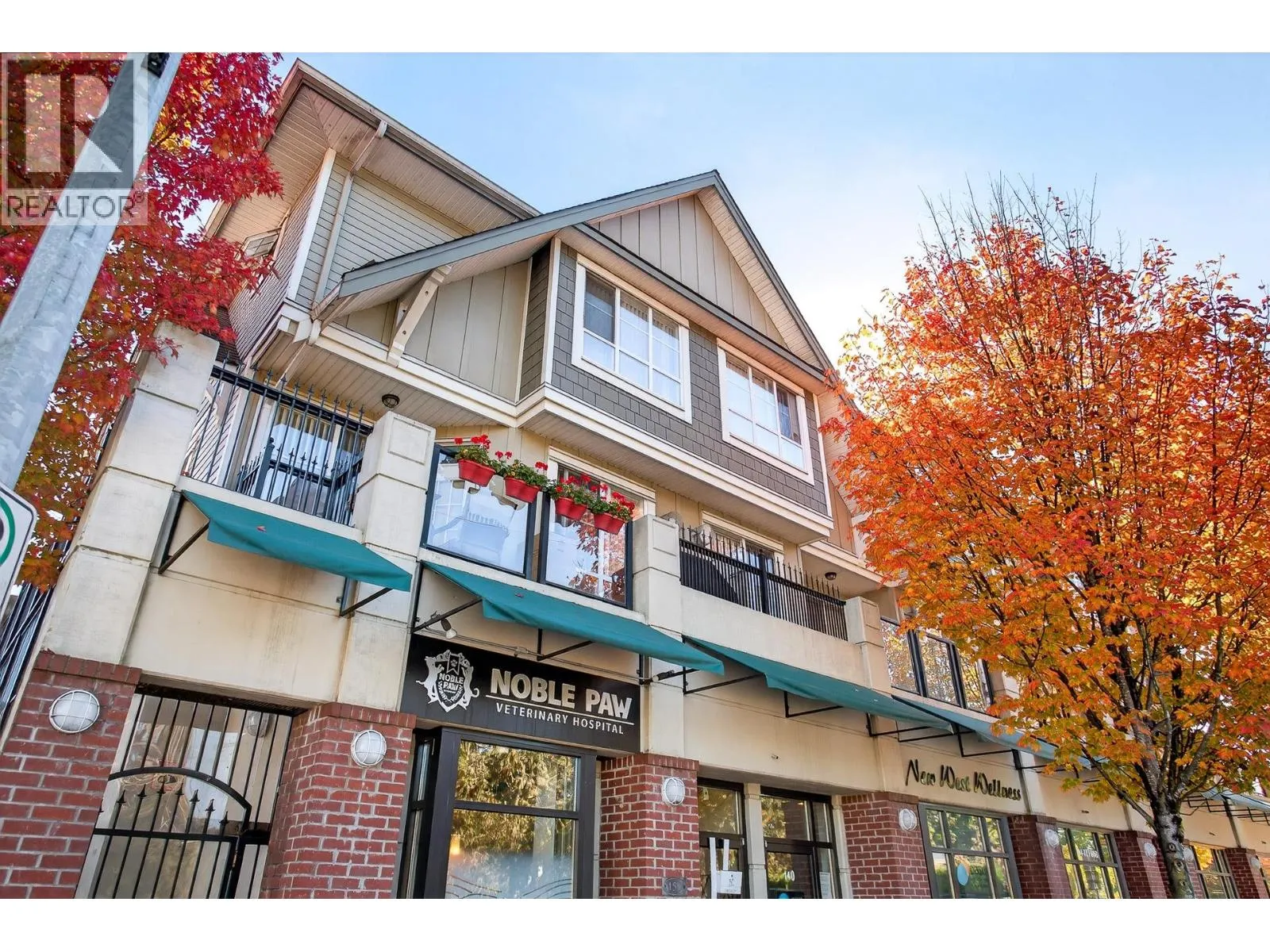 201 815 FIRST STREET