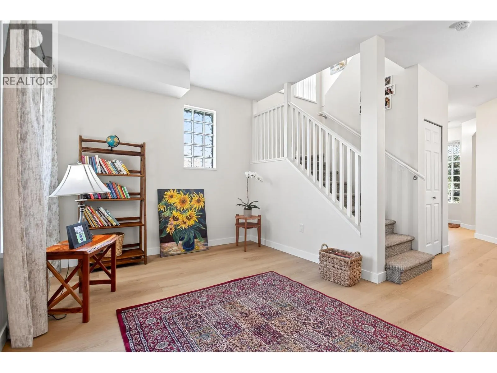 201 815 FIRST STREET